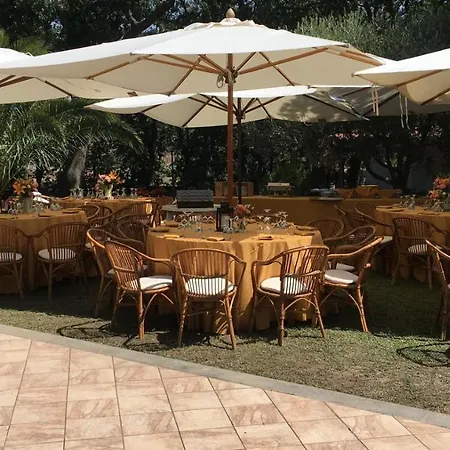 Corbezzolo Villa Aranova